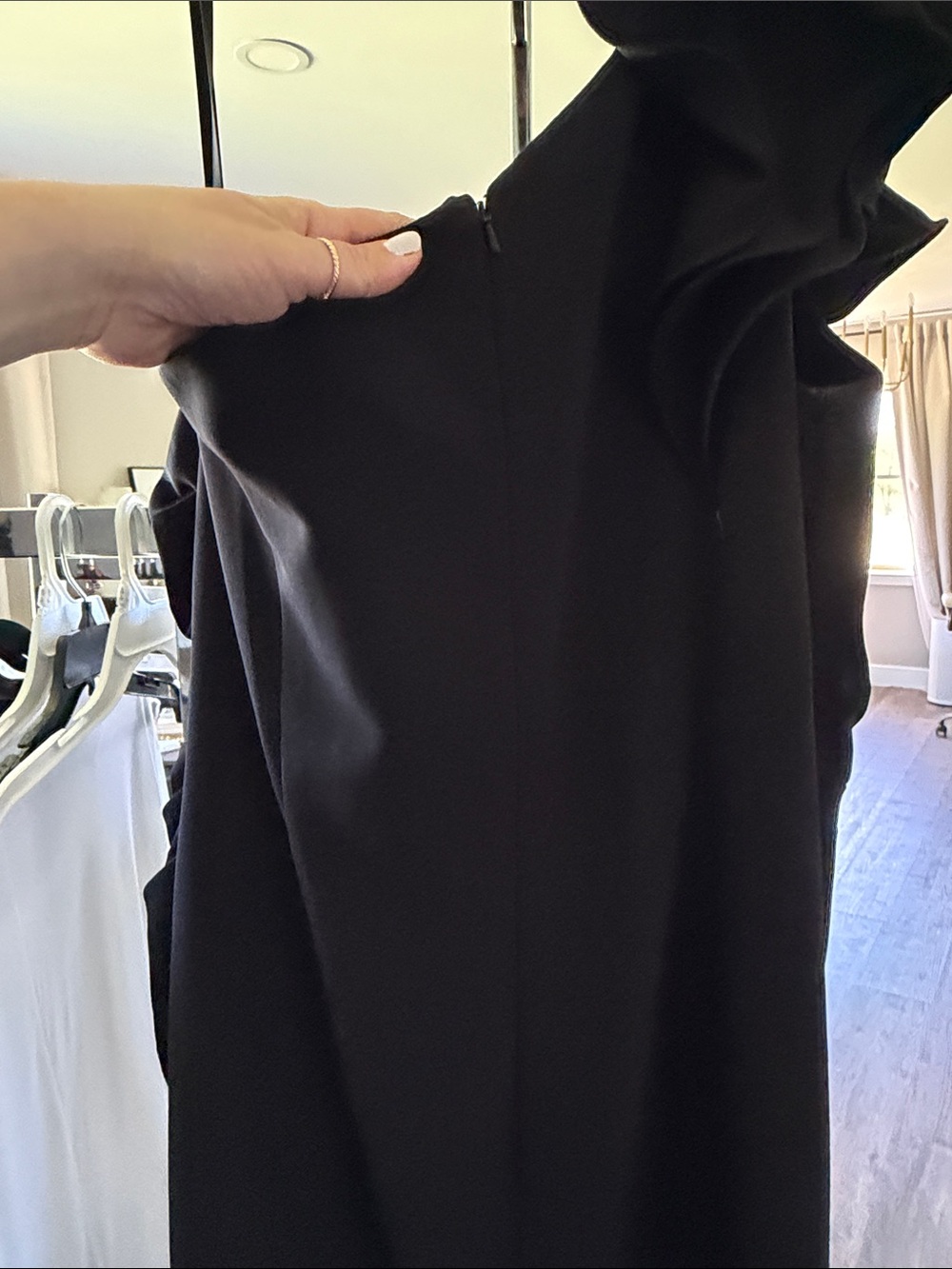 MGNY GOWN -size 16-20-GUC - Picture 6 of 7